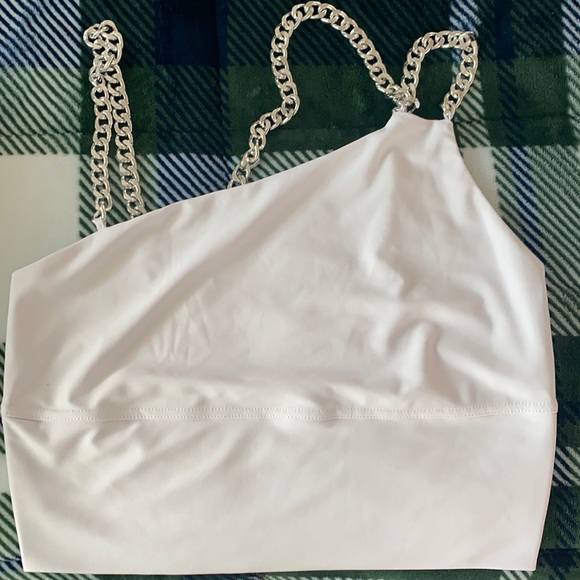 Carbon38 Tops - NWOT CARBON38 CHAIN STRAP CROPPED TOP